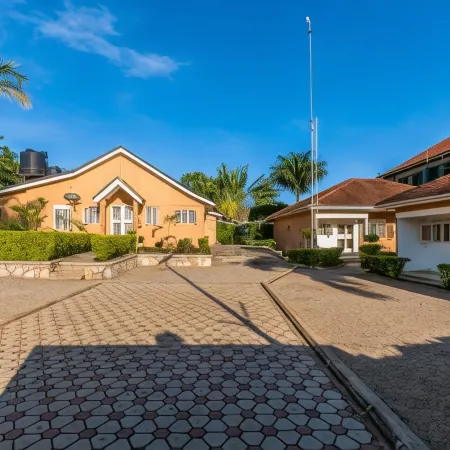 Corinya Serviced Apartments