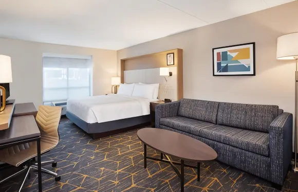 Holiday Inn 廣（BELDEN村）