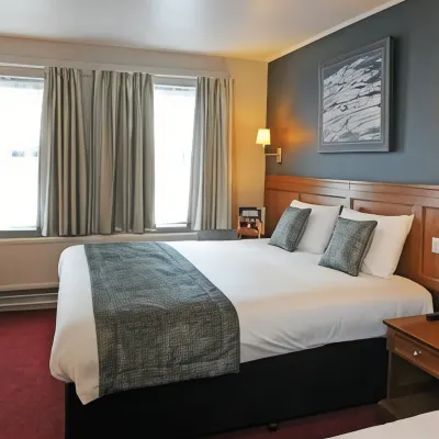 Brentwood Inn by Greene King Inns Hotels near Riverside Library