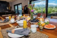 Rancho Adobe Hotels in 
