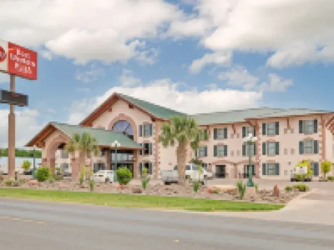 Best Western Plus Swiss Chalet Hotel  Suites Hotels in Pecos