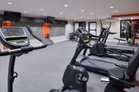 Best Western Plus La Mid-Town Hotel - Gym
