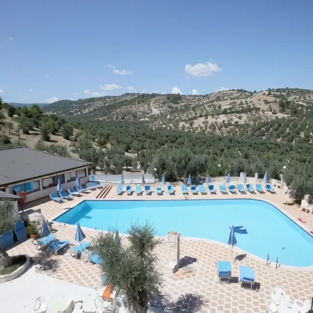 Agriturismo AgriCostella Vieste, Piscina e Parcheggio