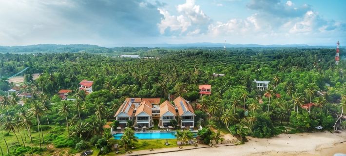 Sri Sharavi Beach Villas & Spa - with 43 Metre Saltwater Infinity Pool Hotels in Matara
