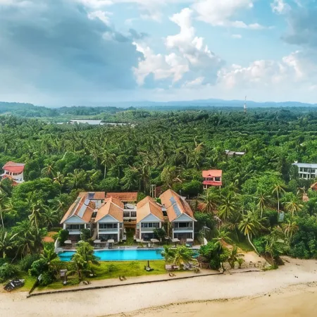 Sri Sharavi Beach Villas & Spa - with 43 Metre Saltwater Infinity Pool