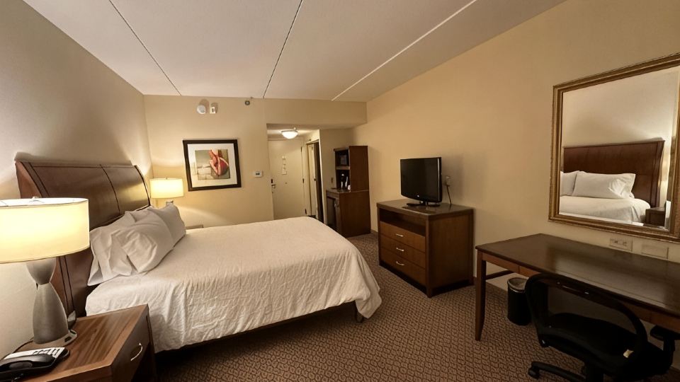 Arnot Grand Hotel & Suites