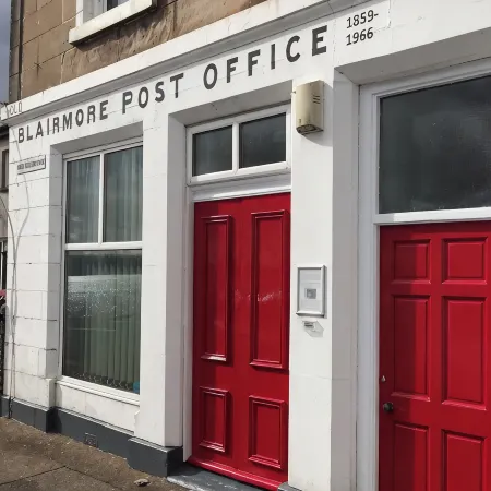 Comfortable studio apartment Blairmore near Dunoon. Views to Pier & Loch Long. Отели в г. Данун