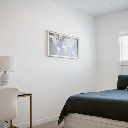 Spacious 4-bedroom house in Glendale