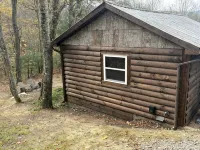 Rustic Ridge a Cabin Close to Hiking and Skiing!