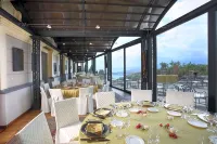 โรงแรมเอ็กเซลซิเออร์พาเลซ - พร้อมอาหารเช้า