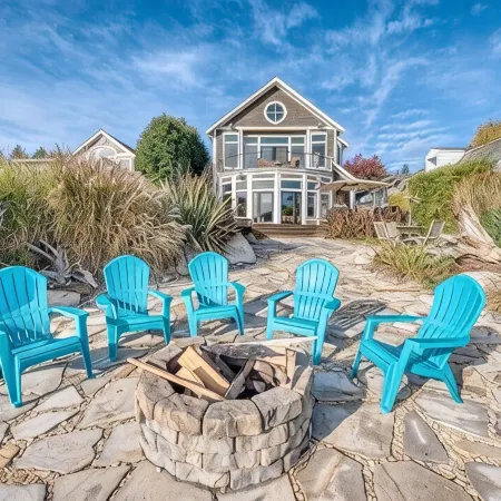 Stand-Alone Studio: Wollochet Bay waterfront access