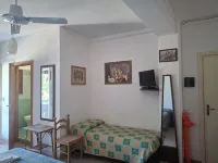 Marina, Seaside Area, 5 Min.Walk Beach, 15 Min. Trainstation, wi fi. Parking.