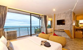 The Now Hotel