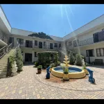 Camelot Hotel - Homestay