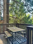 Charming 4-bedroom house with AC and WiFi in awesome Crestline