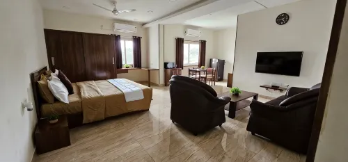 KODALI GUEST SUITES
