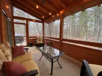 Quiet Sports Oasis-Wooded & Private