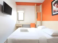 Sabrina Paninsula Hotel Pekanbaru - 2-Star