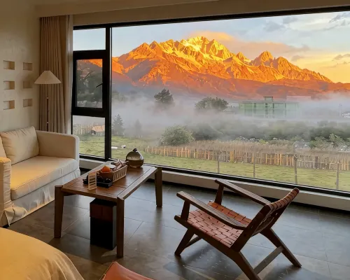 MU Mujing · Scenic View Chinese Inn (Mount Siguniang Scenic Area) Hotels in Xiaojin