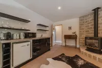 1BR Retreat Self-Contained & Private - Waitaki - Hot Springs