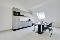 Elegant Appt - 3BDR/8P - Near Paris & La Défense