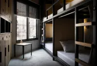 Bed Station Hostel Ratchthewi