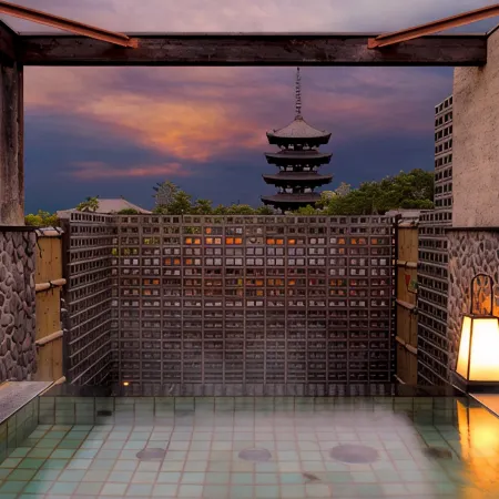 Ryokan Asukasou at the Entrancne of Nara Park