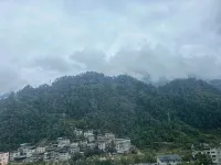 Biyu Hotel - Mountain view