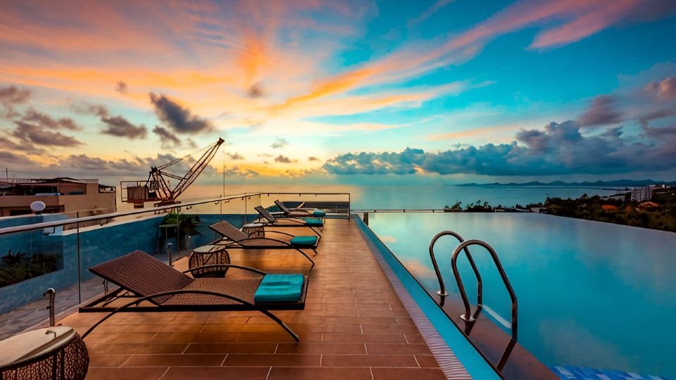 Night Sea Hotel
