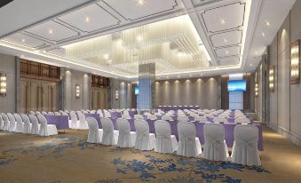 Celebrity City Hotel