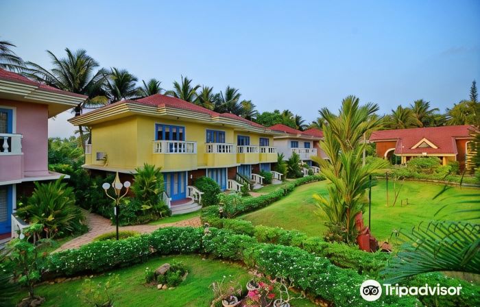 Coconut Grove Beach Resort