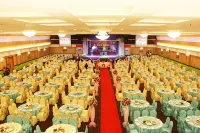 โรงแรมริทซ์การ์เด้น มันจุง - พร้อมอาหารเช้า