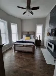 Downton Memphis 5 min walk to Fedex Forum and Beale St. - Completely renovated. - Bungalows