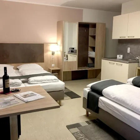 Hana Aparthotel