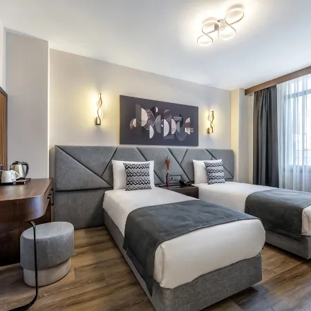 Hotel Bristol Отели рядом с достопримечательностью «Современный Стамбул»