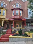 Reservoir Hill Mansion - Charming 4-bedroom house w/ 3 full bathrooms - Bungalow