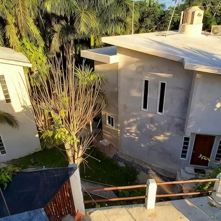 CASA XOLA BIRDWATCHING AND CENOTE LOFT <br>LUXURY IN THE JUNGLE.<br>5 min from reefs!