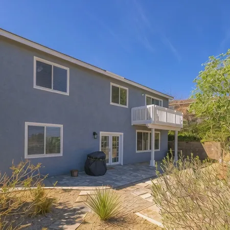 Nice remodeled House for rent in West side of Palmdale