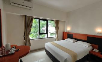 Hotel Grand Karawang Indah - Housity
