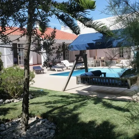 Villa with Books, Sun, Swing Bed, Private Pool And A Spacious Garden To Enjoy