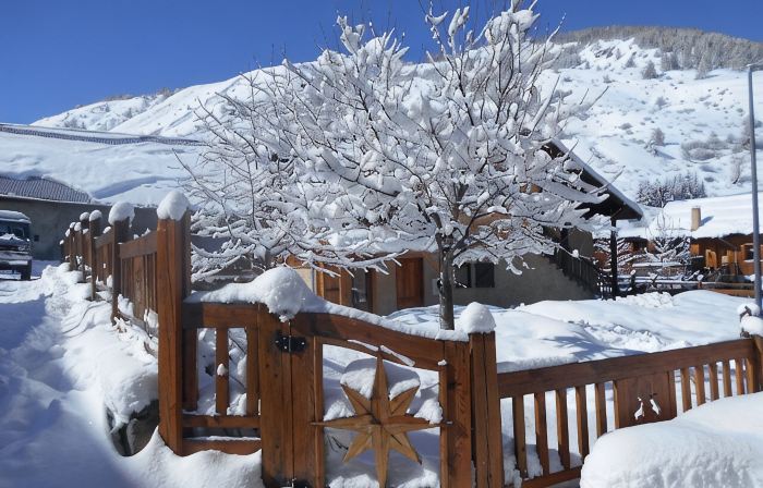 New apartment very good team warm mountain atmosphere Vars 05560