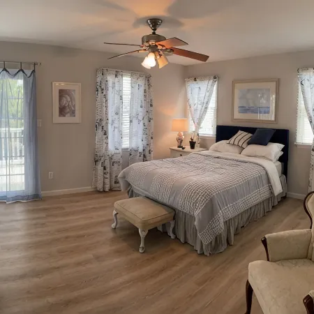 Beach Block 3 Min Walk, Center of Town Best Location Summer 2026 Booking up Fast