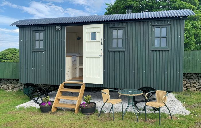 Sheldon Shepherd's Hut - Cosy Rural Retreat in the Peak District National Park