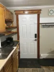 Just Like Being At Home- Newly Renovated Unit - Holiday Apartments