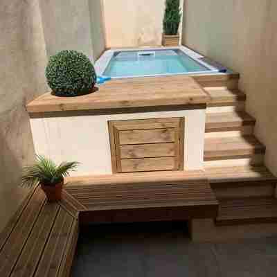 By the Ramparts, House with Pool & Stunning View, Guesthouse la Trivala Fitness & Recreational Facilities