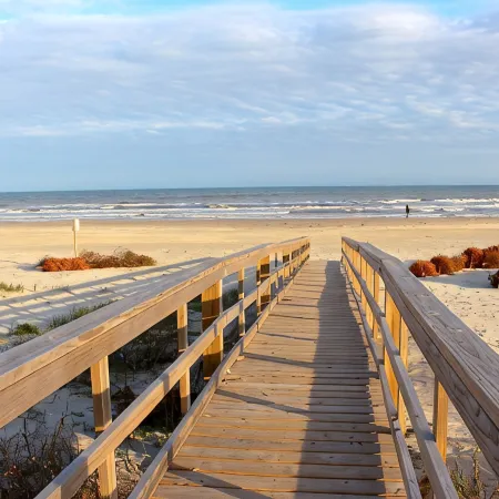 Cozy Beach House with Fantastic Beach and Bay View!