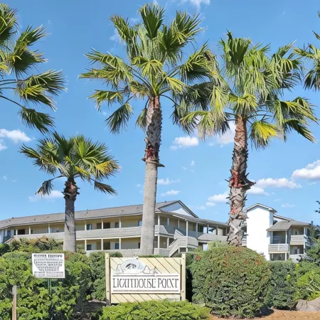 Ocean View Condo on Tybee's scenic North Beach by Lighthouse - Winter Rates!