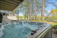 Modern Lake House w/ Hot Tub, Game Room & Relaxing Views