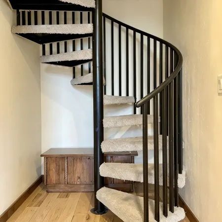 Newly Updated, Cozy and Spacious Condo!