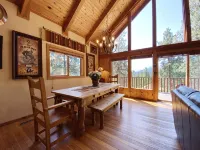 Westside 4-bdrm cabin between Hamilton & Victor with WiFi, AC. Enjoy your stay - Alppimaja